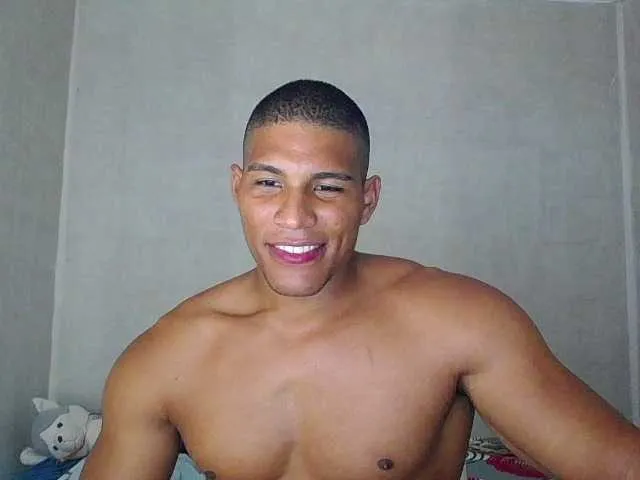 Live sex webcam photo for teddyfit19cm #277681406