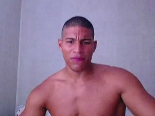 Live sex webcam photo for teddyfit19cm #277748947
