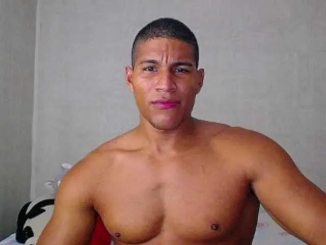 Live sex webcam photo for teddyfit19cm #277774999