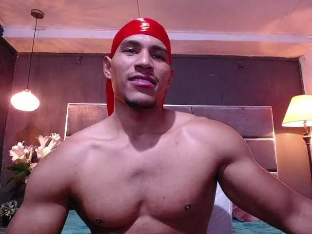 Live sex webcam photo for teddyfit19cm #290992432