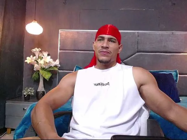 Live sex webcam photo for teddyfit19cm #291132413