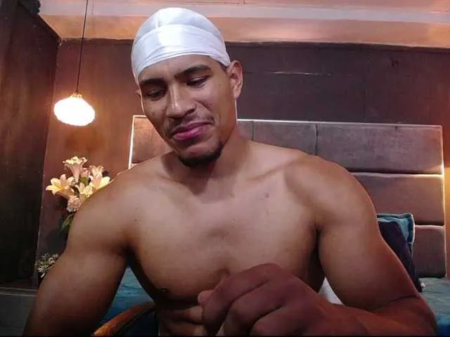 Live sex webcam photo for teddyfit19cm #291139507