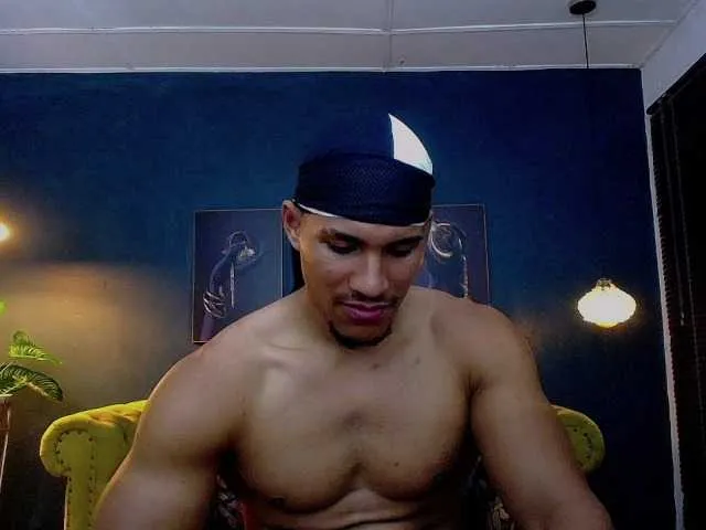 Live sex webcam photo for teddyfit19cm #291181398