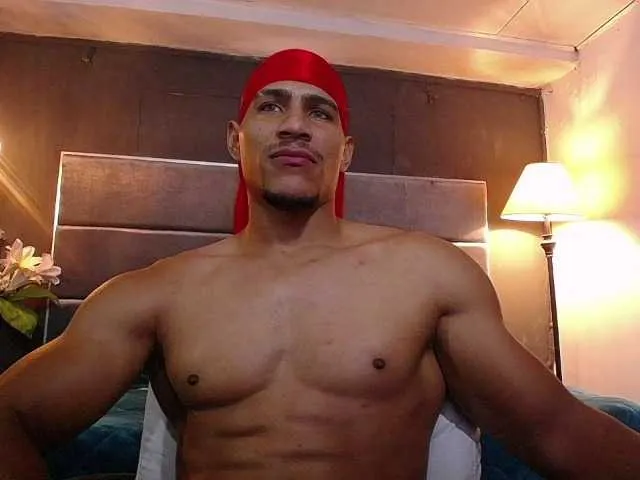 Live sex webcam photo for teddyfit19cm #291232758