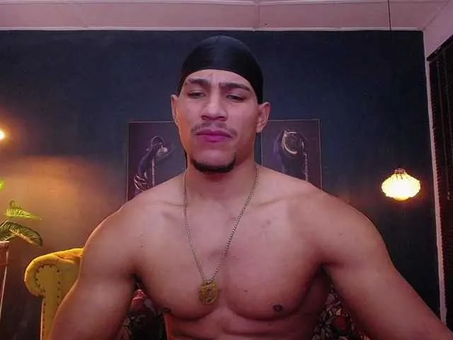 Live sex webcam photo for teddyfit19cm #291249167