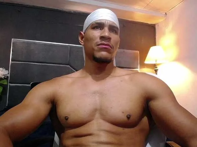 Live sex webcam photo for teddyfit19cm #291419095