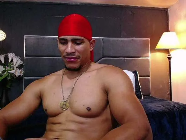 Live sex webcam photo for teddyfit19cm #291515387