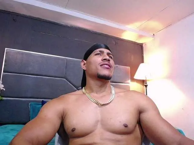 Live sex webcam photo for teddyfit19cm #291570576