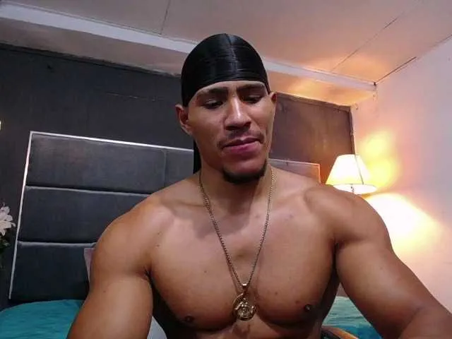 Live sex webcam photo for teddyfit19cm #291596817