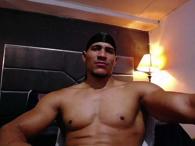 Live sex webcam photo for teddyfit19cm #291664100