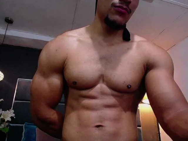 Live sex webcam photo for teddyfit19cm #291813304