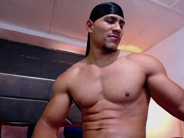 Live sex webcam photo for teddyfit19cm #292021243