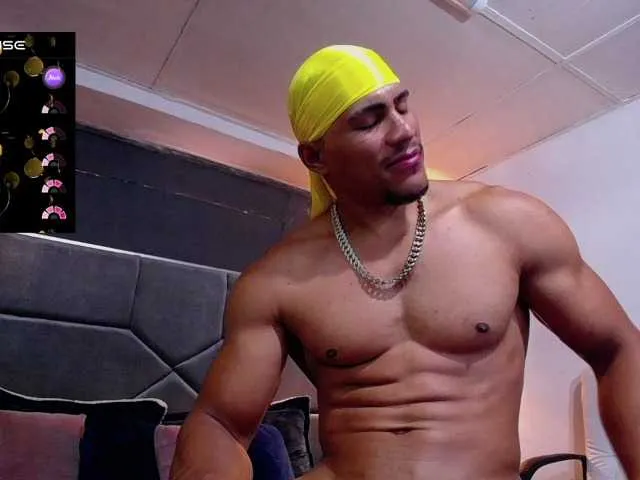 Live sex webcam photo for teddyfit19cm #292170462