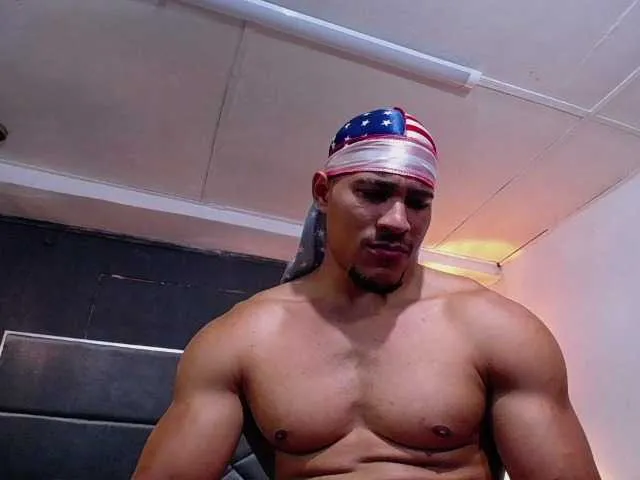 Live sex webcam photo for teddyfit19cm #292323223