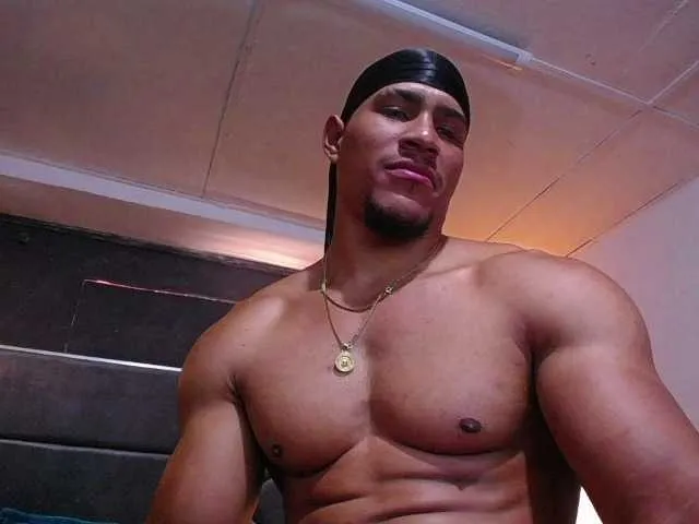 Live sex webcam photo for teddyfit19cm #293283290