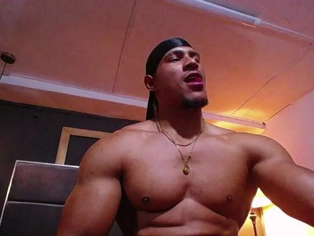 Live sex webcam photo for teddyfit19cm #293373009