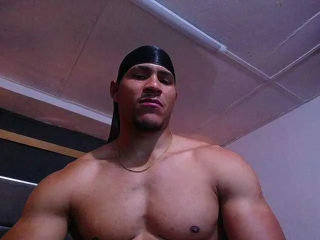Live sex webcam photo for teddyfit19cm #293767004