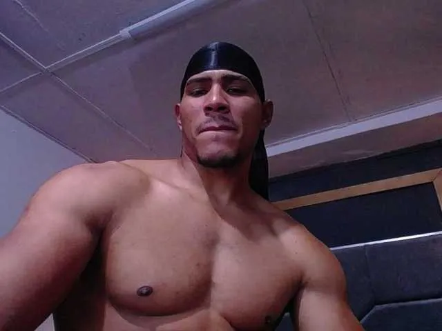 Live sex webcam photo for teddyfit19cm #294167520