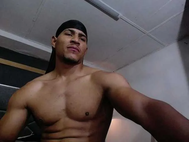 Live sex webcam photo for teddyfit19cm #294177793