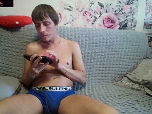Live sex webcam photo for tema7746 #290950794