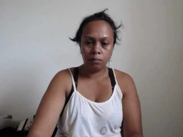 Live sex webcam photo for tetedange #292386917