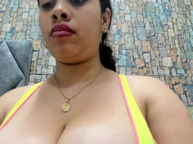 Live sex webcam photo for tetis-grande #272898283