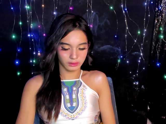 Live sex webcam photo for tgirlsassy69 #277517327