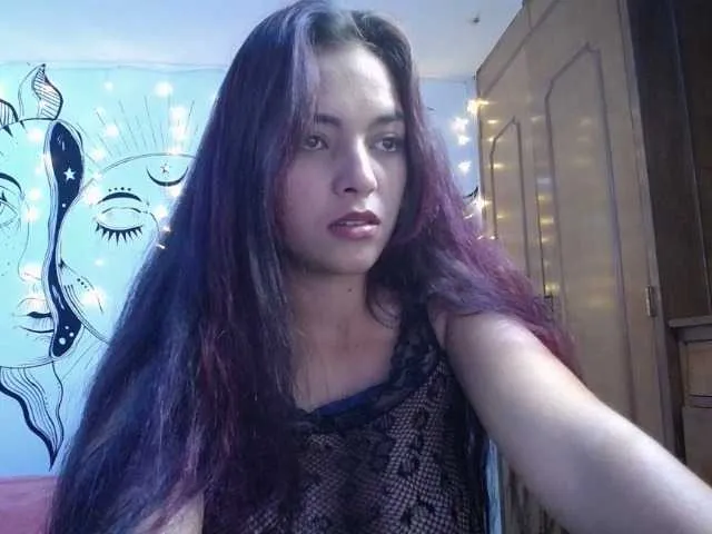 Live sex webcam photo for thaliashabbag #273384609