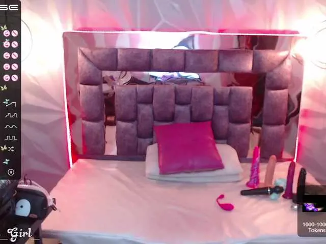 Live sex webcam photo for the-cat-girl #273694695