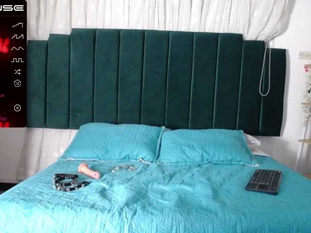 Live sex webcam photo for the-redboy #276008122