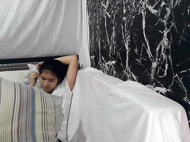 Live sex webcam photo for thea19 #273626777