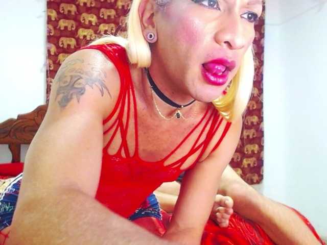 Live sex webcam photo for theboss-thebitch #279916203