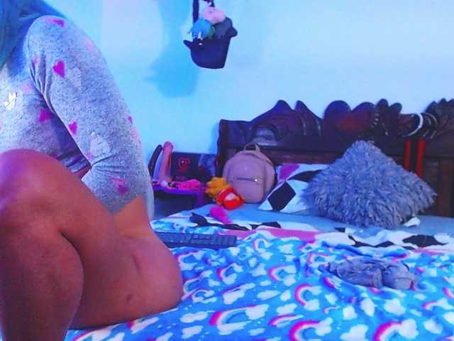 Live sex webcam photo for theboss-thebitch #291010550