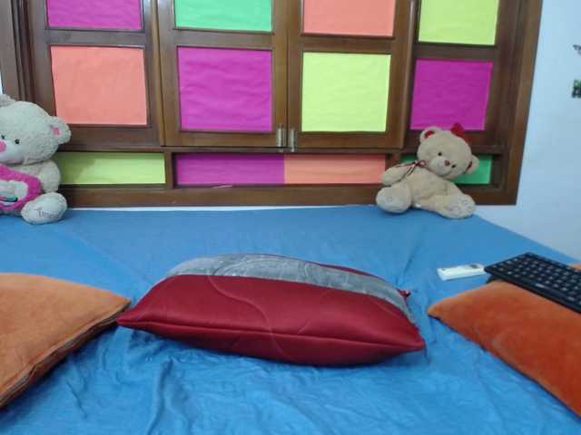 Live sex webcam photo for thedemons2021 #272457868