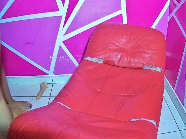 Live sex webcam photo for thedreamgrup #272371108