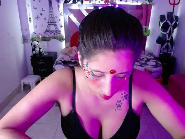 Live sex webcam photo for thelesbianhot #275506248