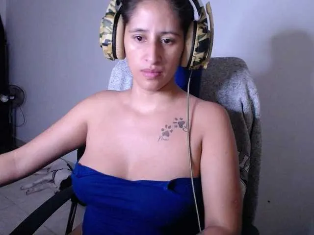 Live sex webcam photo for thelesbianhot #276697323