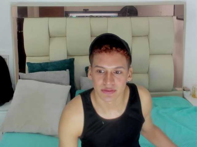 Live sex webcam photo for theothink #277997484