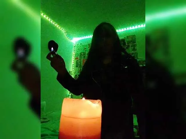 Live sex webcam photo for theplayful #286716274