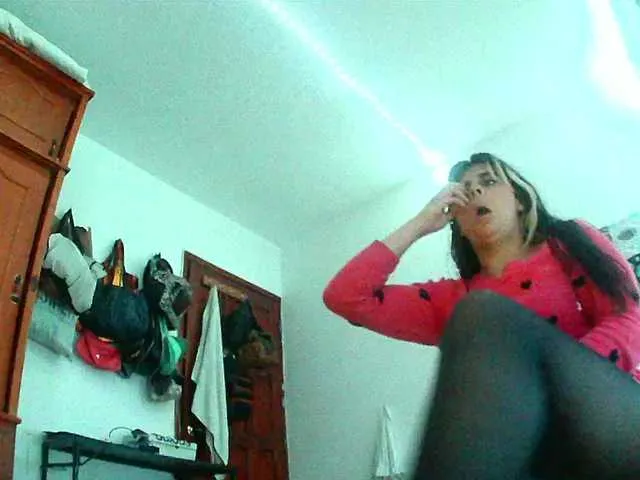 Live sex webcam photo for theplayful #290378128