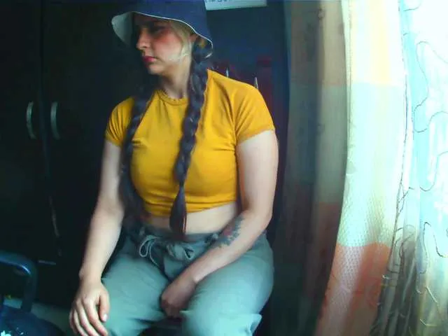 Live sex webcam photo for theplayful #292276803