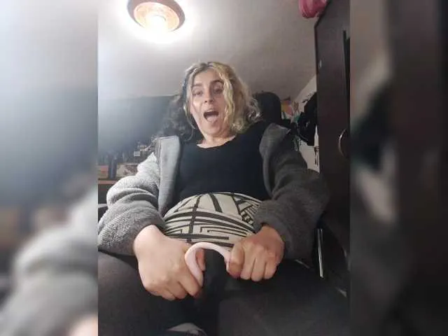 Live sex webcam photo for theplayful #292325261