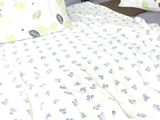 Live sex webcam photo for thesexyklit #272233806