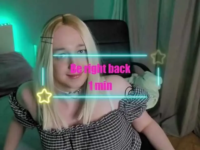 Live sex webcam photo for thetrixy #275683306