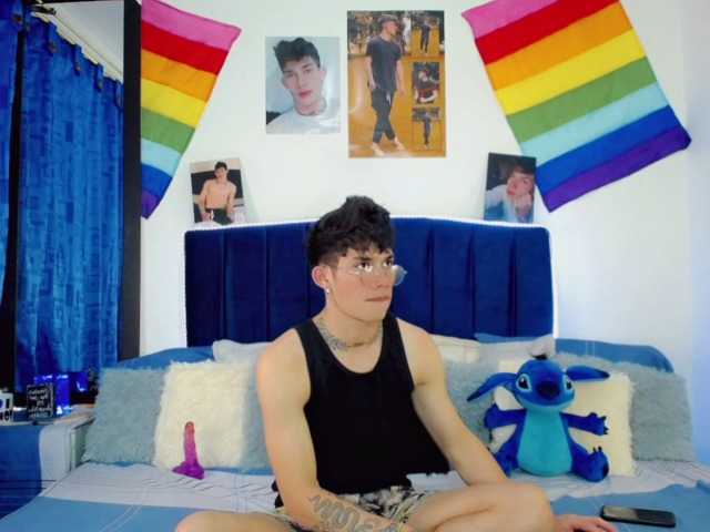 Live sex webcam photo for thiago-murphy #275637309