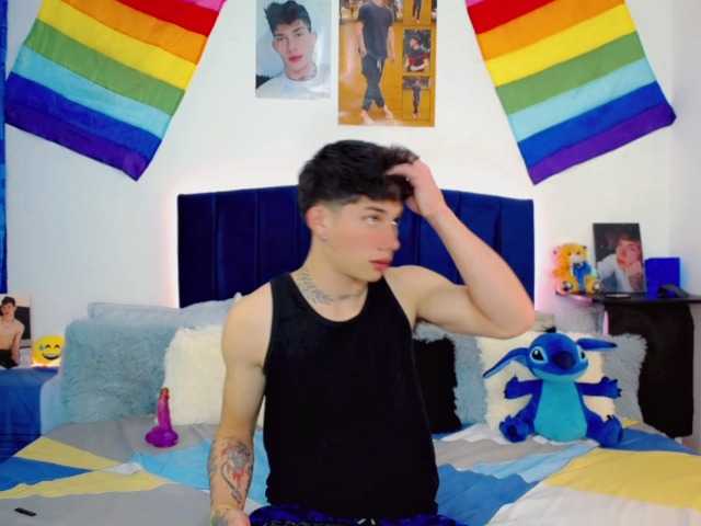 Live sex webcam photo for thiago-murphy #275881779