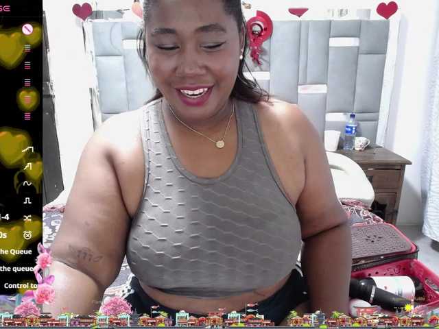 Live sex webcam photo for thickebonymilf #291945746