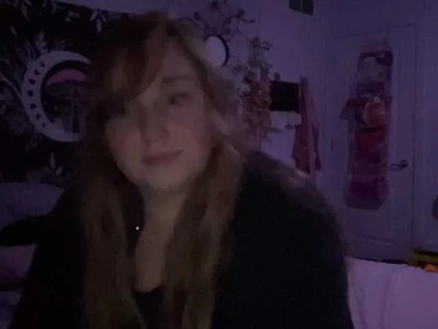 Live sex webcam photo for thickgingergoddess #290660356