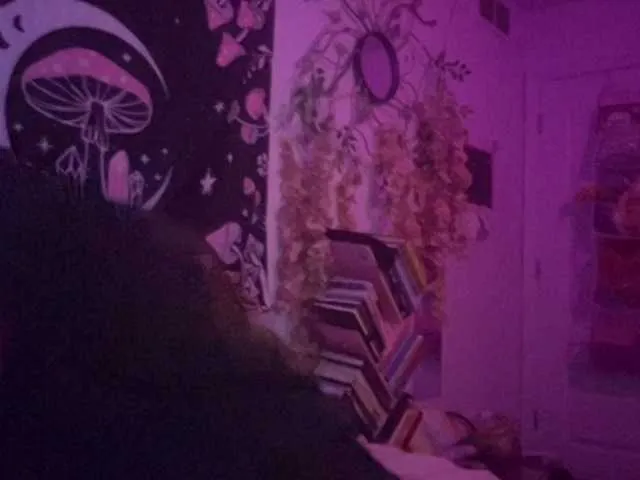 Live sex webcam photo for thickgingergoddess #290701356