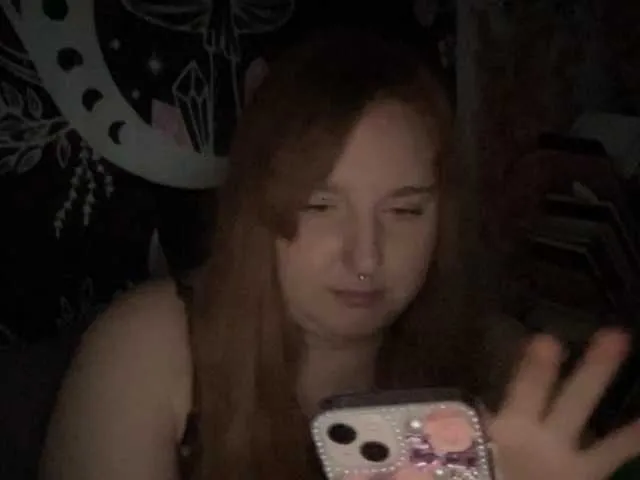 Live sex webcam photo for thickgingergoddess #290829142